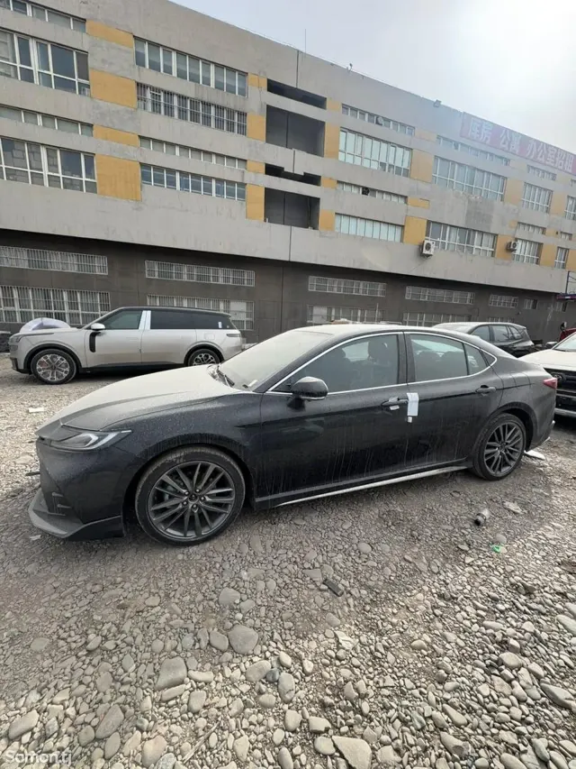 Toyota Camry 2026 · 2.0 AT