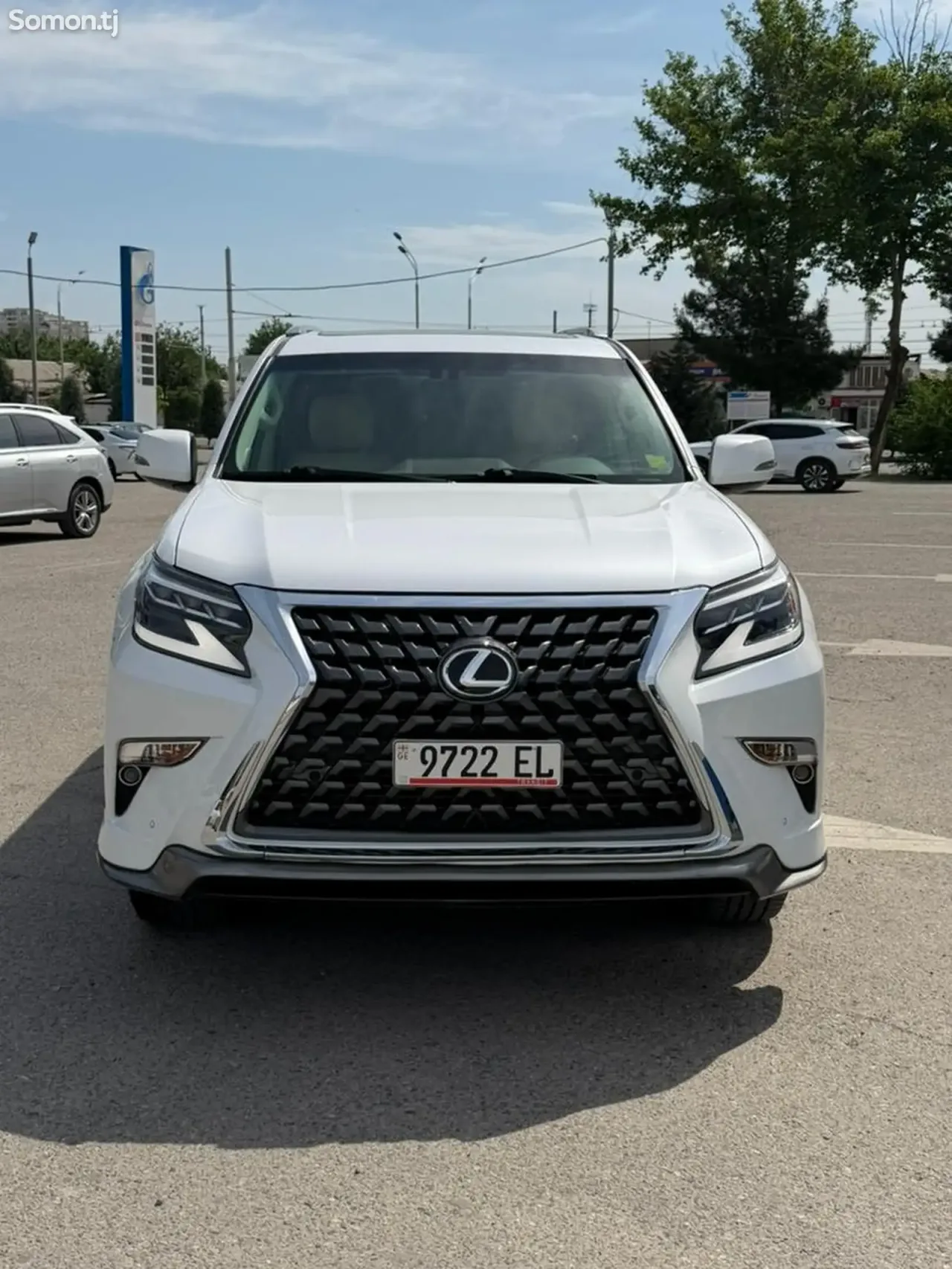 Lexus GX series 2017 · 4.6 AT