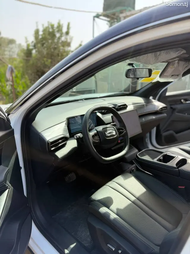 Dongfeng L7 2025 · AT