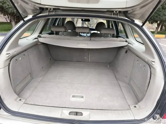 Nissan Primera 2002 · 1.8 MT