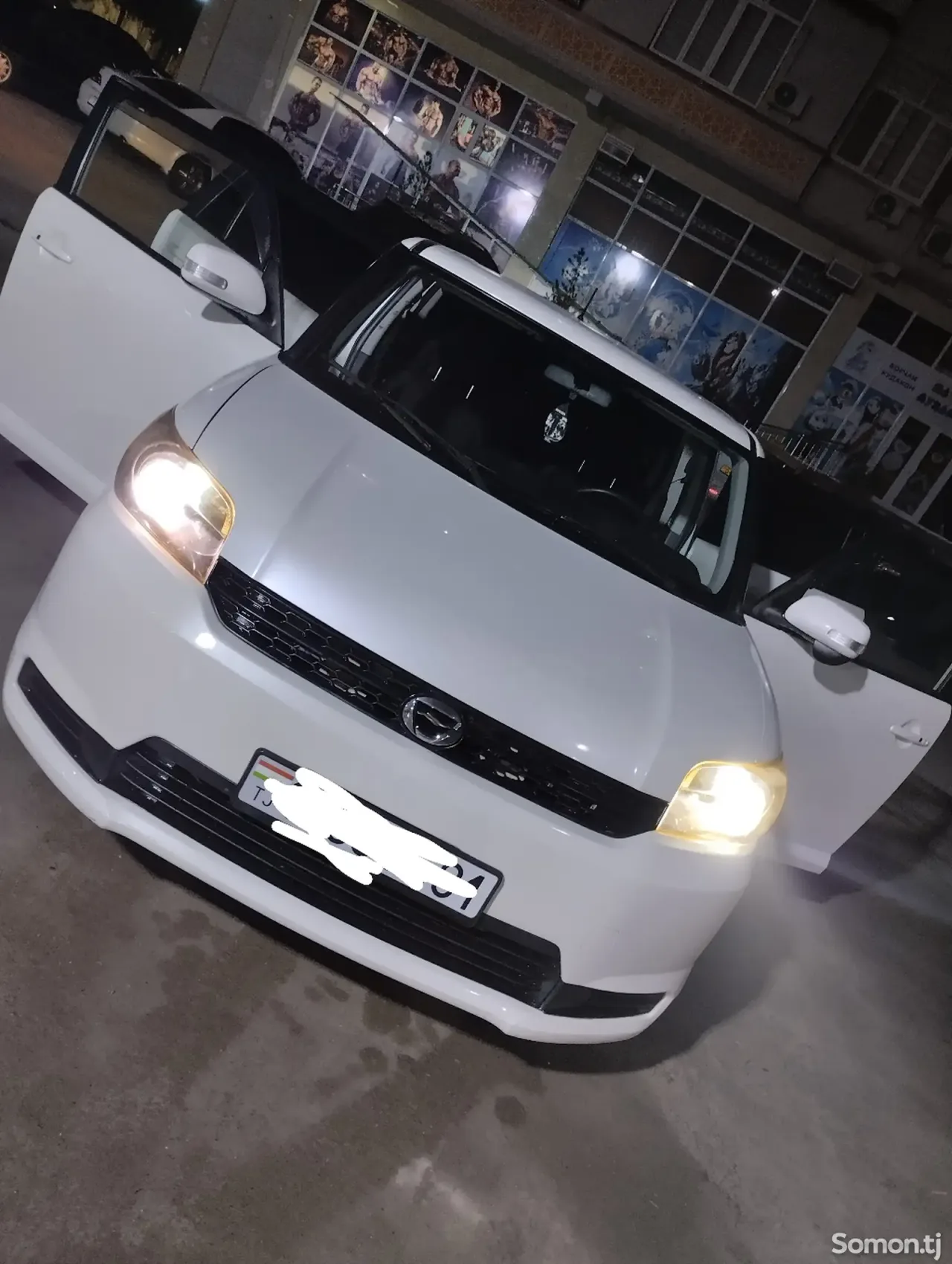 Toyota Rumion 2011 · 1.5 CVT