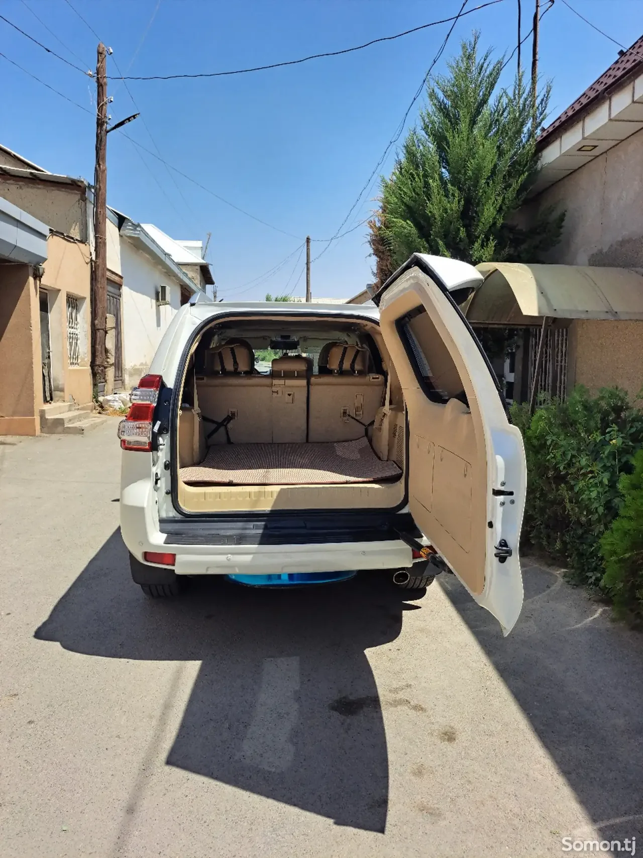 Toyota Land Cruiser Prado 2014 · 4.0 AT