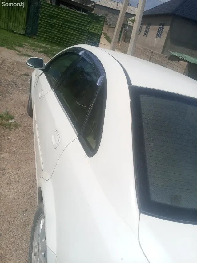 Chevrolet Lacetti 2006 · 2.0 AT