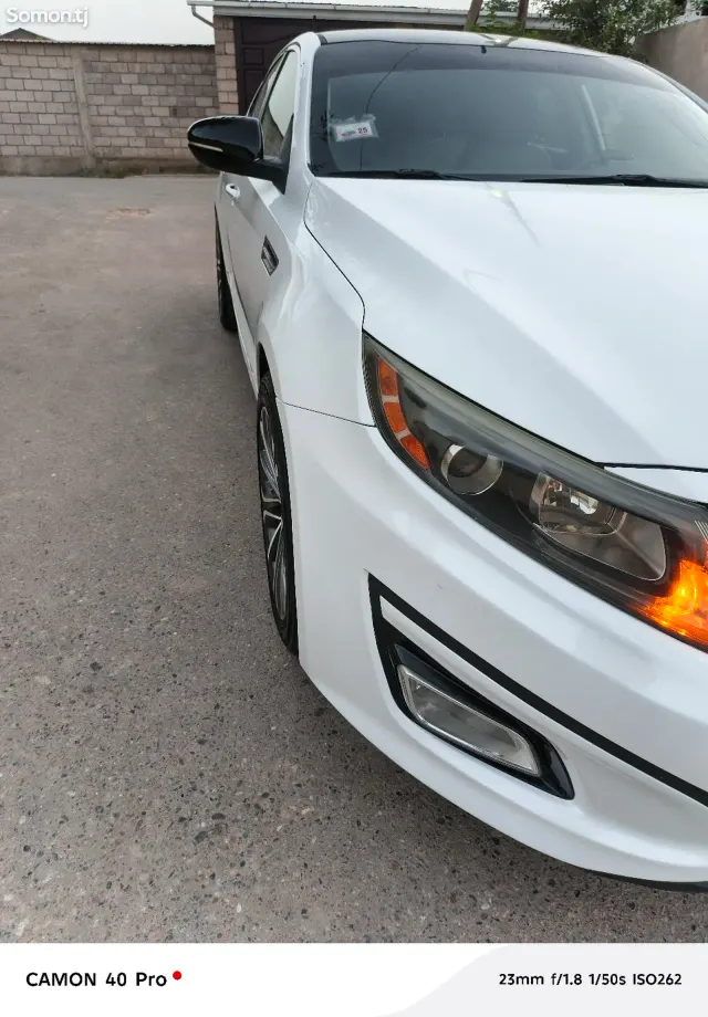 Kia Optima 2015 · 2.0 AT
