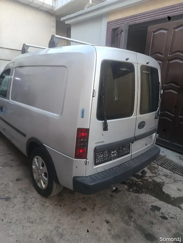 Opel Combo 2007 · 1.3 MT