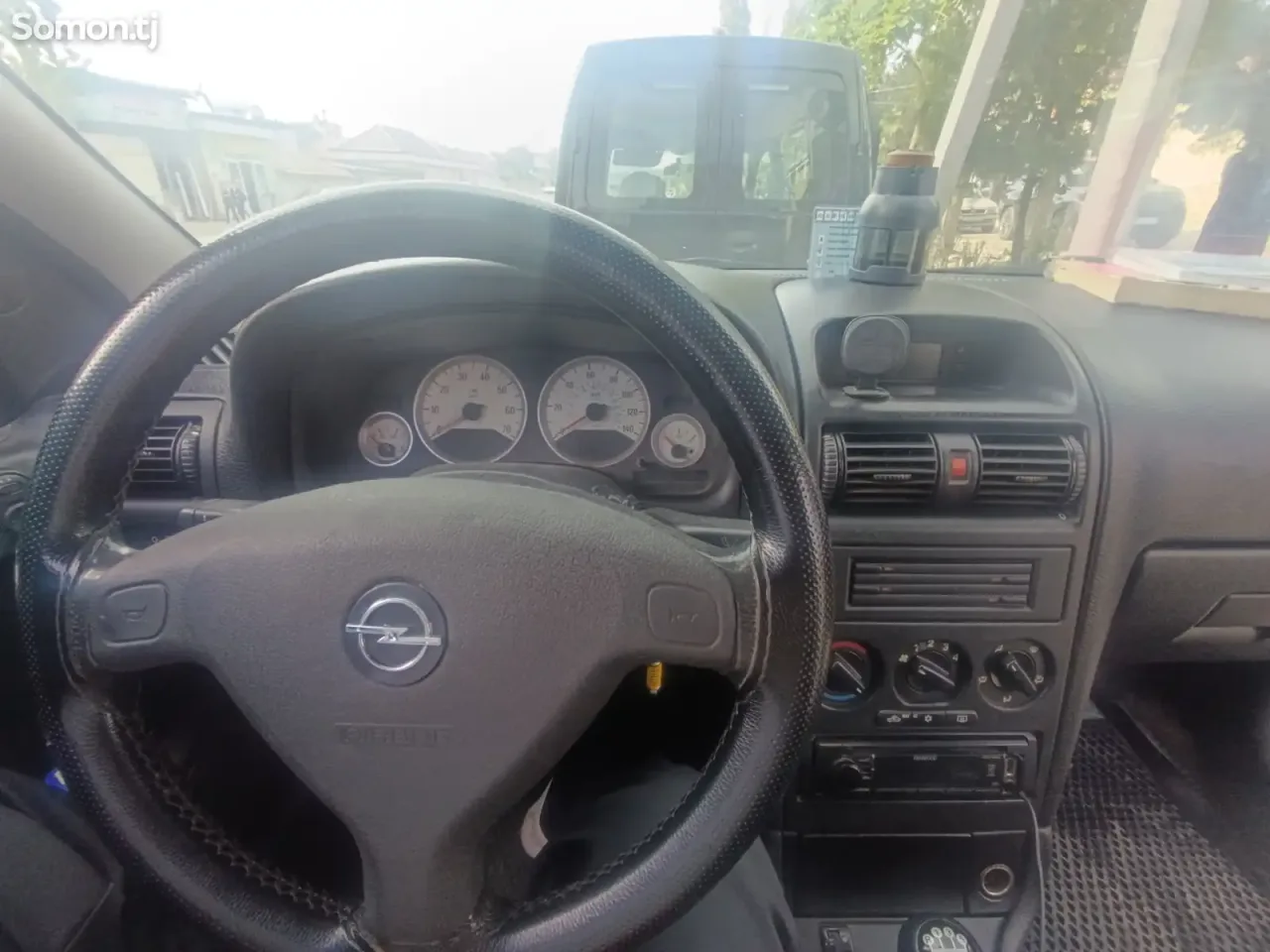 Opel Astra G 1999 · 1.6 MT