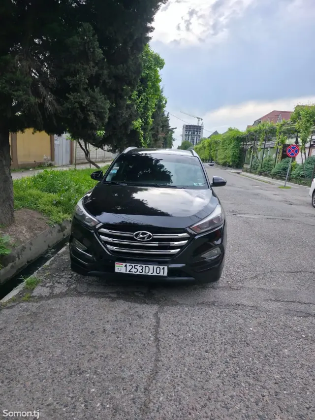 Hyundai Tucson 2017 · 2.0 AT
