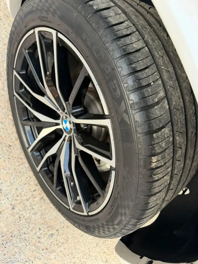 BMW X5 2014 · 3.0 AT