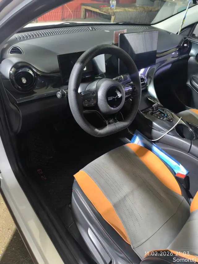 BYD E2 2024 · AT