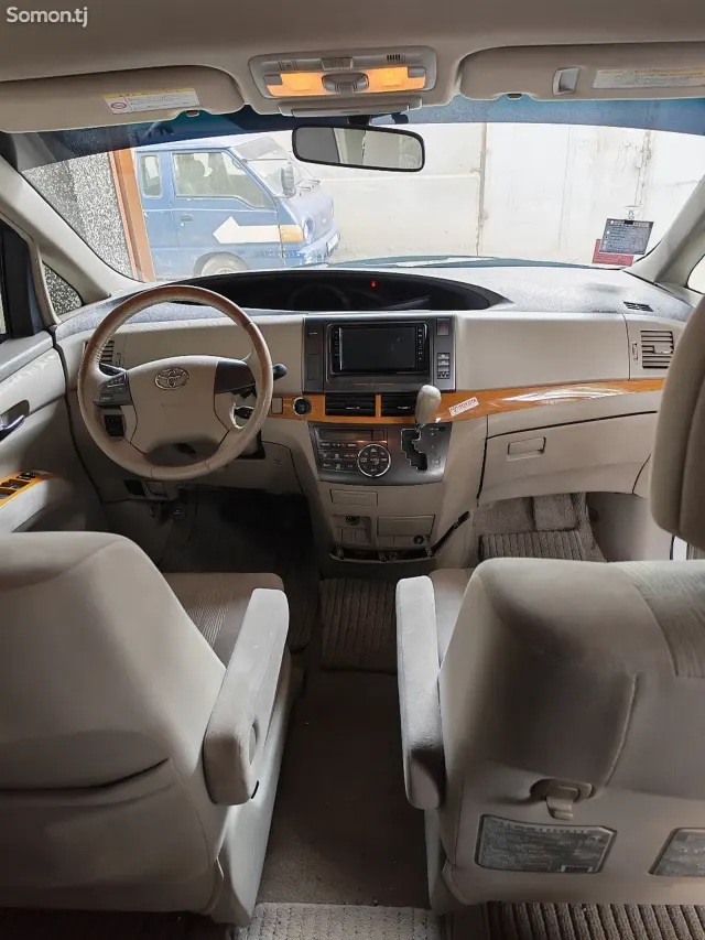 Toyota Estima 2009 · 2.4 AT