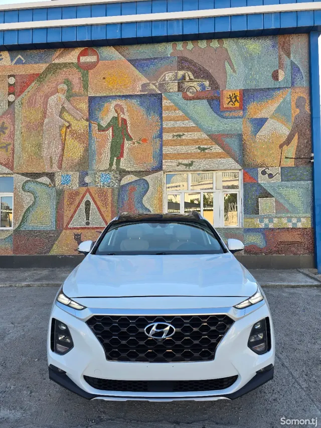 Hyundai Santa Fe 2019 · 2.0 AT