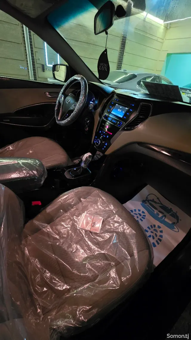 Hyundai Santa Fe 2018 · 2.4 AT
