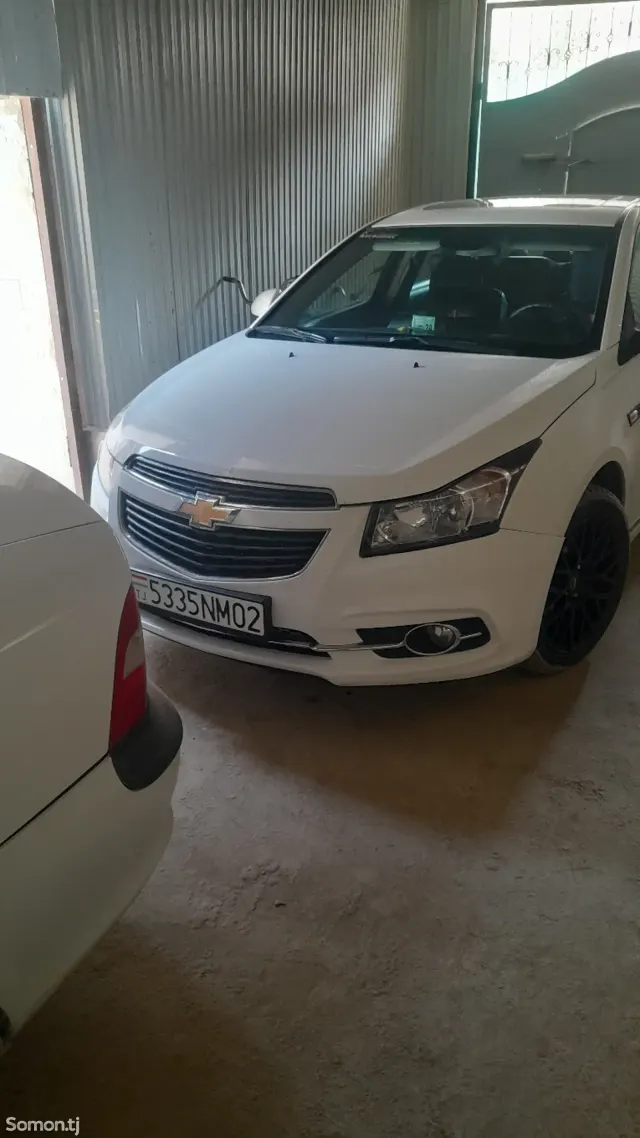 Chevrolet Cruze 2010 · 1.8 AT