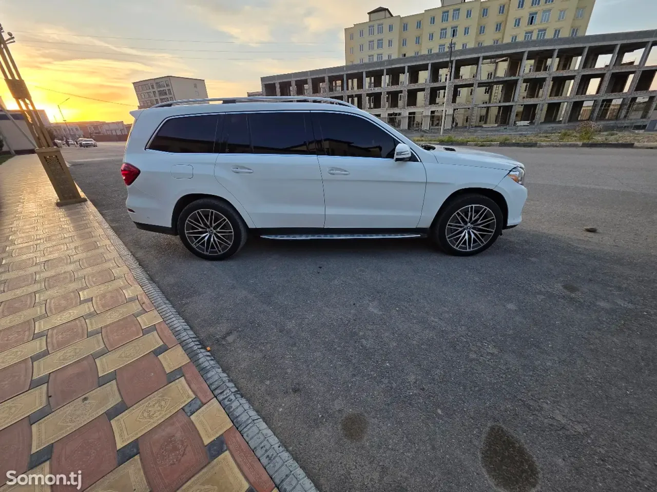 Mercedes-Benz GLS 2019 · 3.0 AT