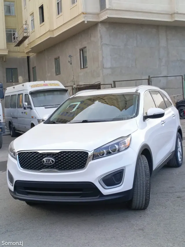 Kia Sorento 2017 · 3.3 AT
