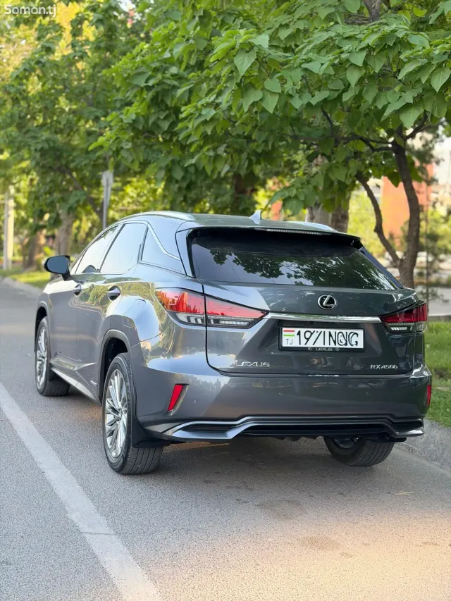 Lexus RX series 2022 · 4.5 AT