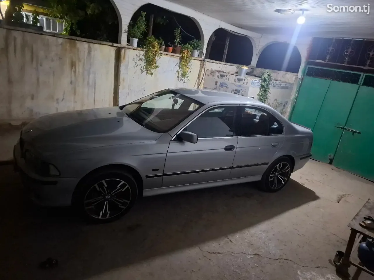 BMW 5 series 1996 · 2.5 MT
