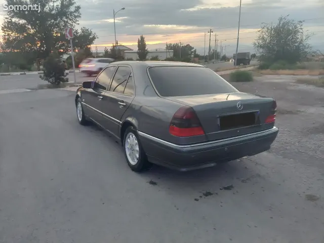 Mercedes-Benz C class 1998 · 1.8 AT