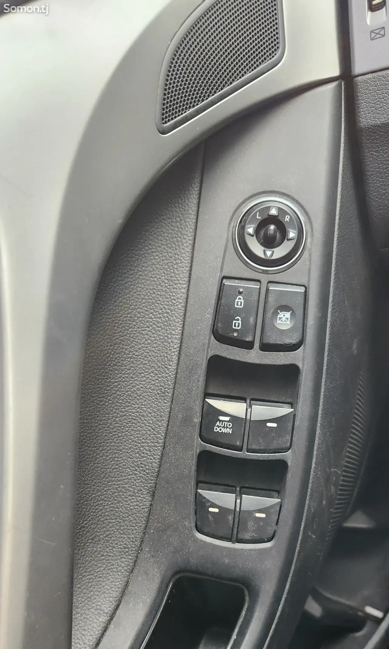Hyundai Avante 2014 · 1.6 AT