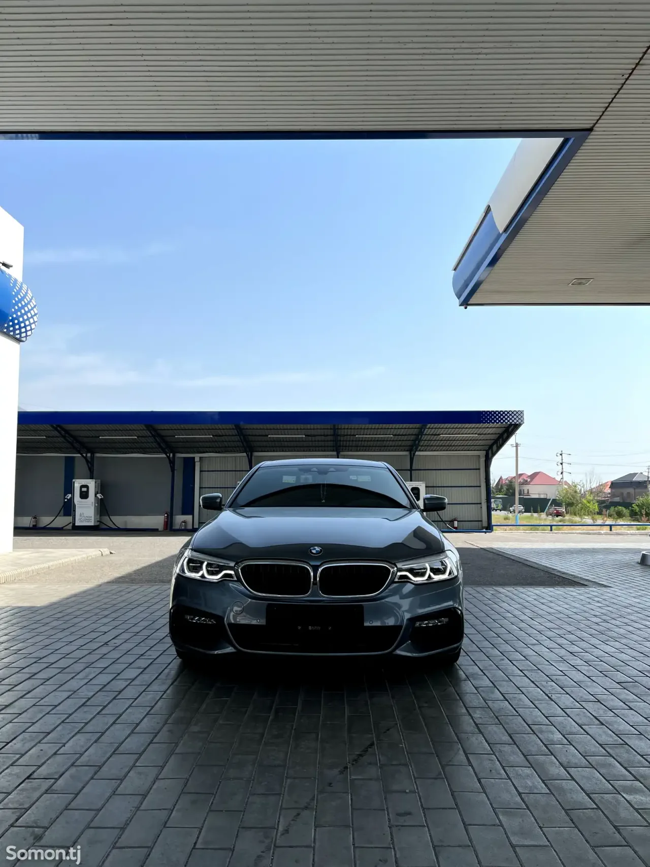 BMW 5 series 2017 · 2.0 AT