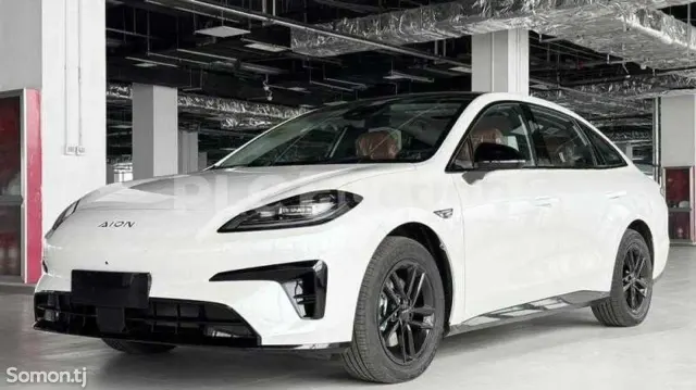 GAC Aion RT 2025 · AT