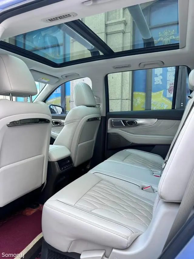 GAC Trumpchi GS8 2022 · 2.0 AT