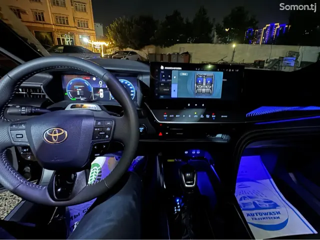 Toyota Camry 2026 · 2.0 AT
