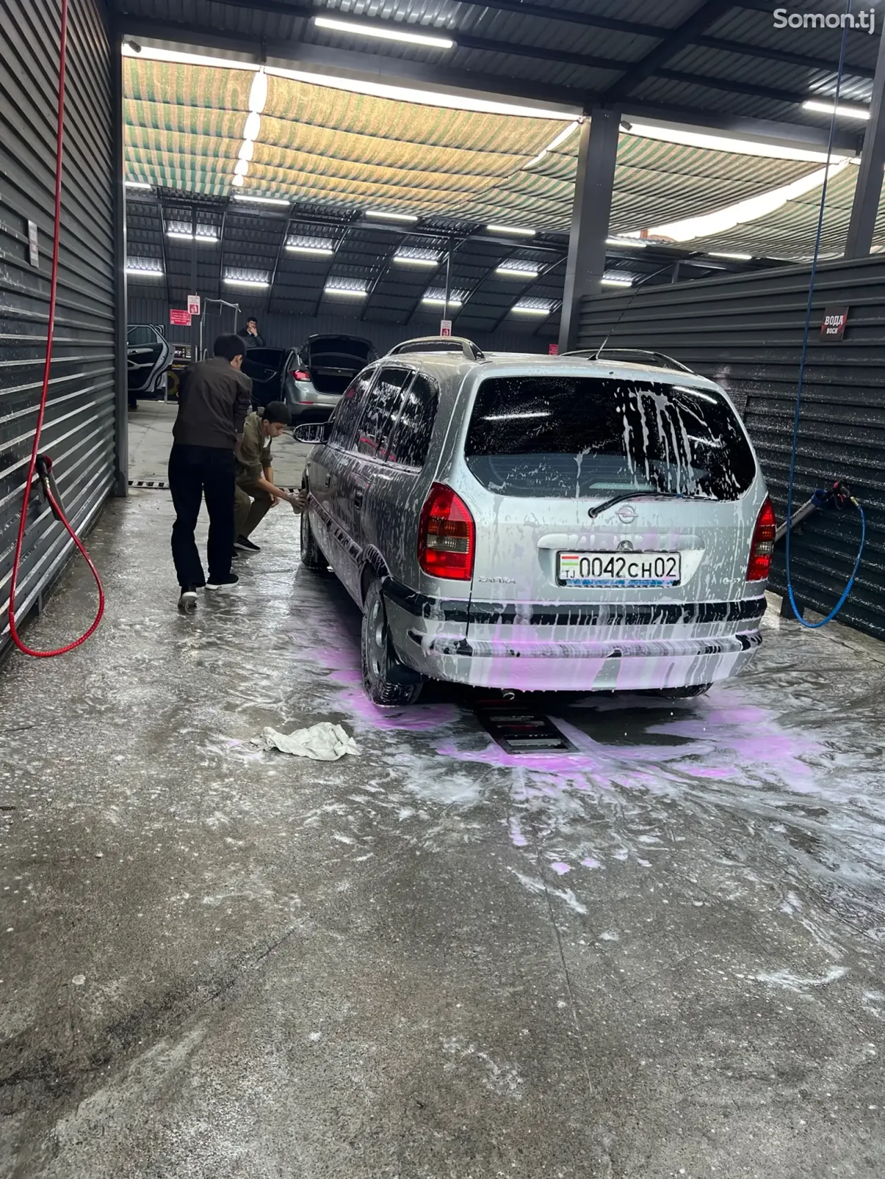Opel Zafira 2002 · 1.7 MT