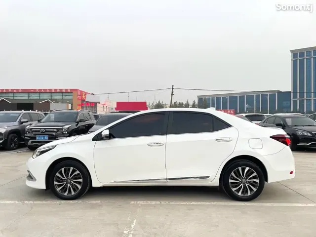 Toyota Corolla 2018 · 1.8 AT