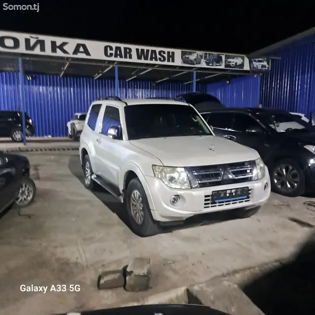Mitsubishi Pajero 2014 · 3.0 AT