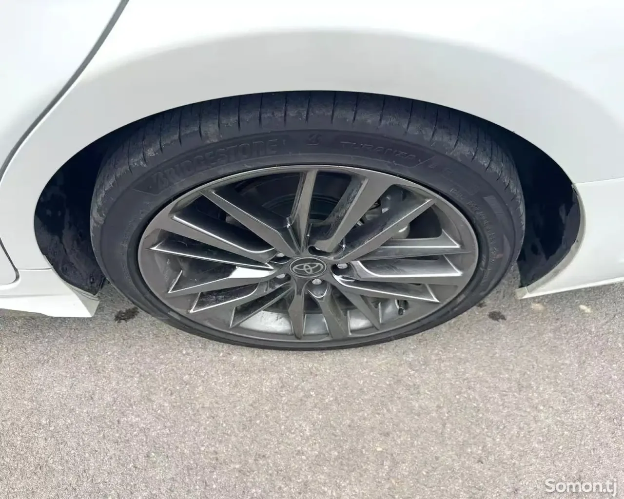 Toyota Camry 2025 · 2.0 AT
