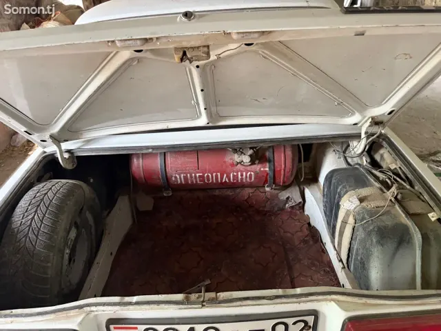 Lada (ВАЗ) 2107 1999 · MT