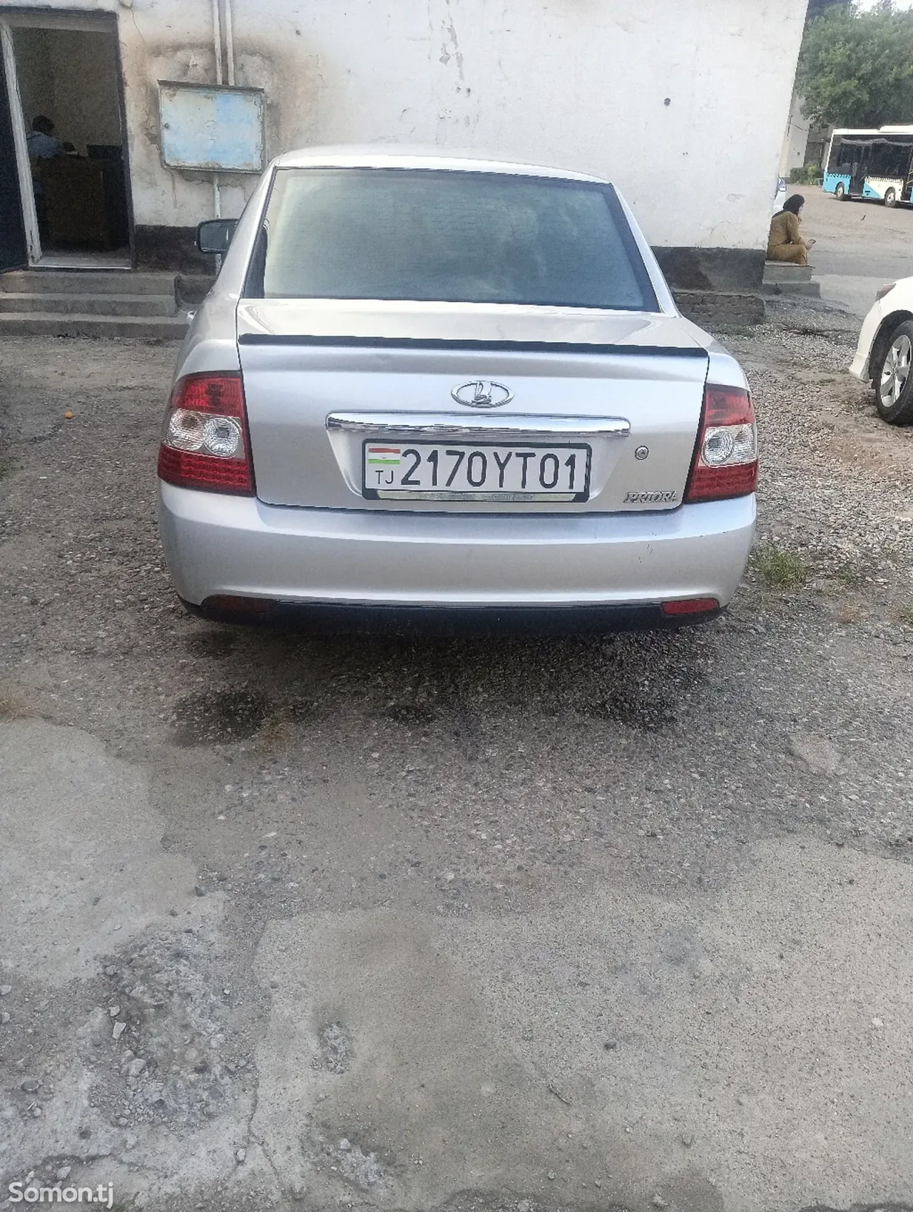 Lada (ВАЗ) Priora 2009 · MT