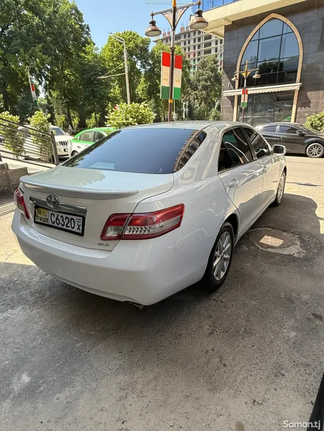 Toyota Camry 2009 · 2.4 AT