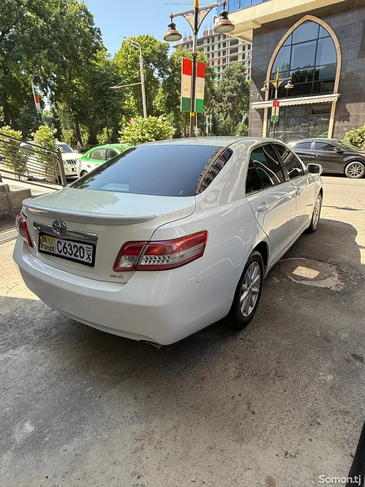 Toyota Camry 2009 · 2.4 AT