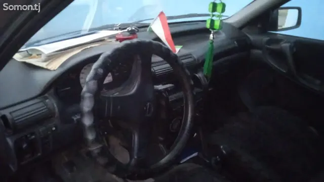 Opel Astra F 1994 · 1.6 MT