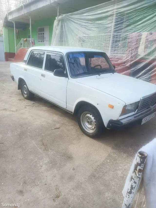 Lada (ВАЗ) 2107 2005 · 1.7 MT