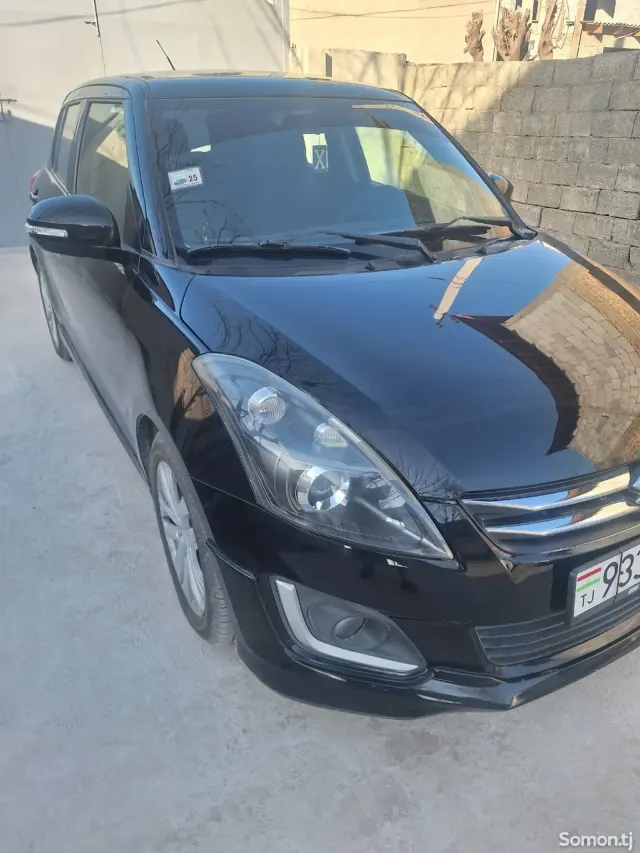 Suzuki Swift 2014 · 1.2 AT