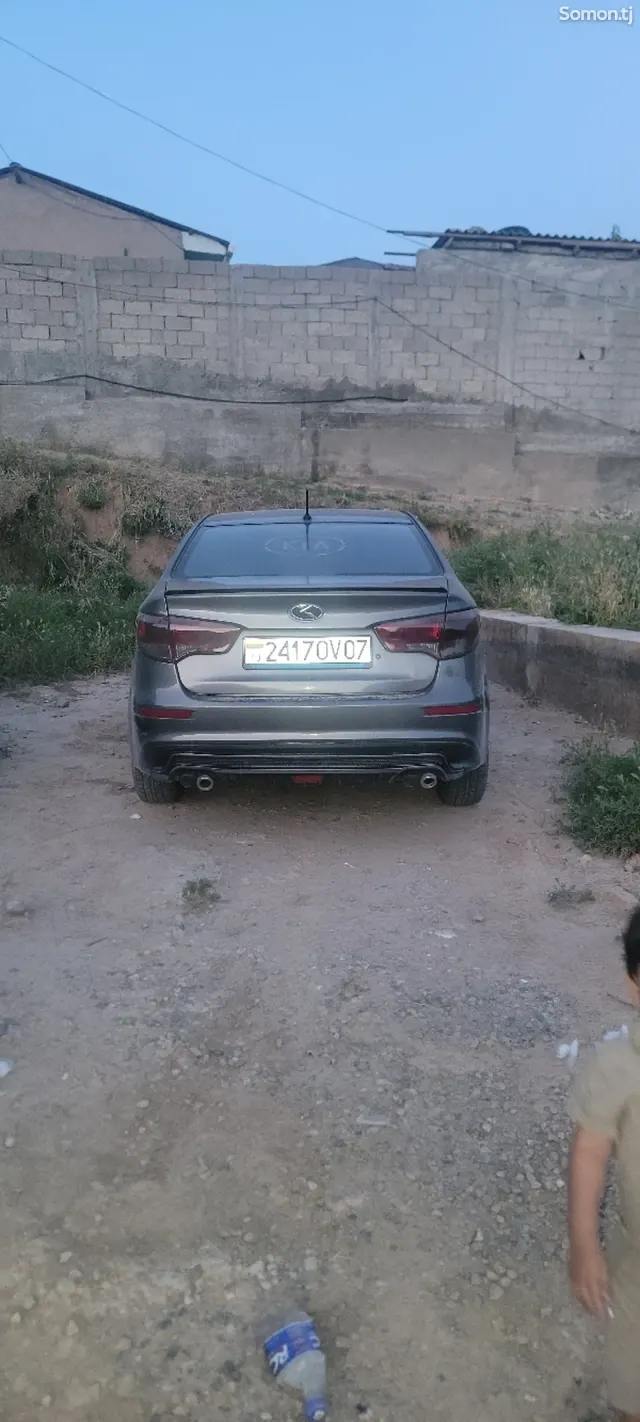 Kia Rio 2012 · 1.4 MT
