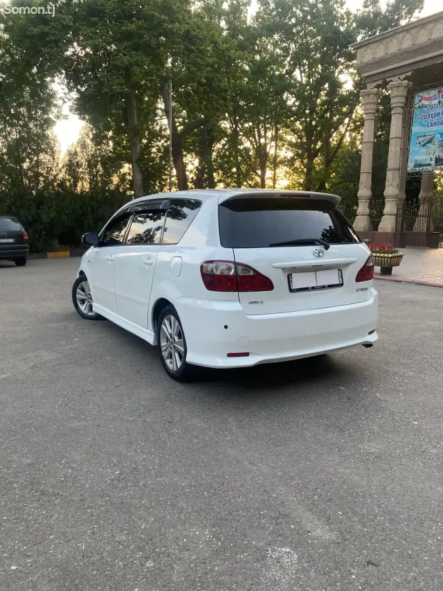 Toyota Ipsum 2007 · 2.4 AT