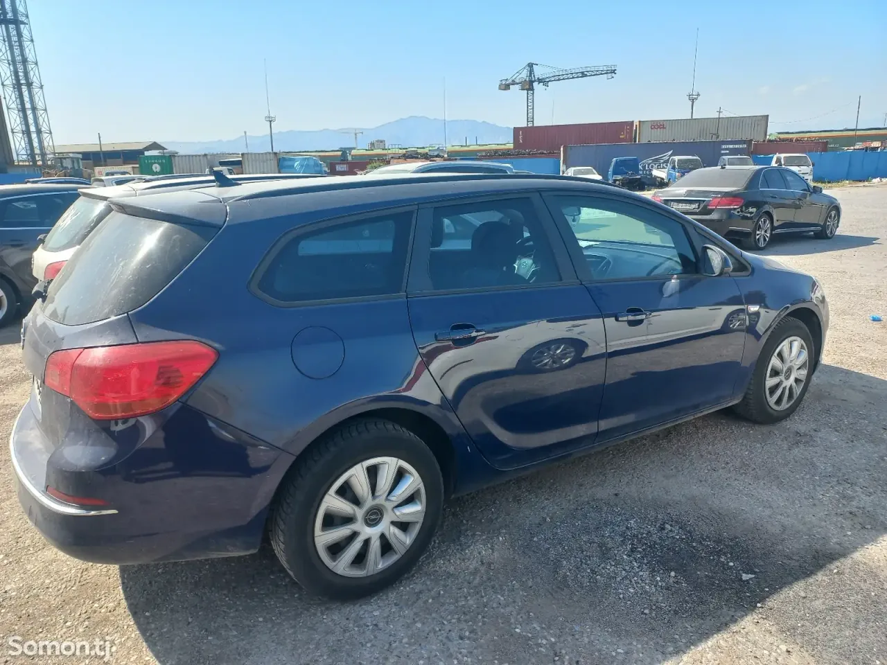 Opel Astra J 2014 · 1.6 AT