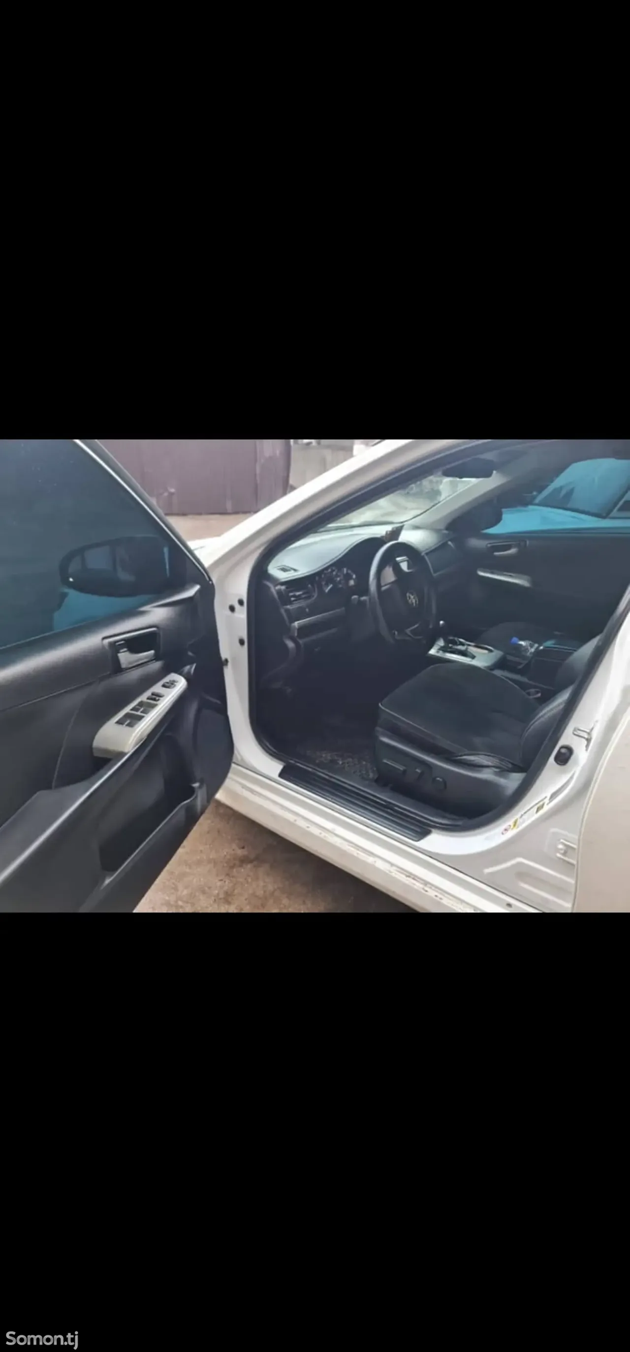 Toyota Camry 2013 · 2.5 AT