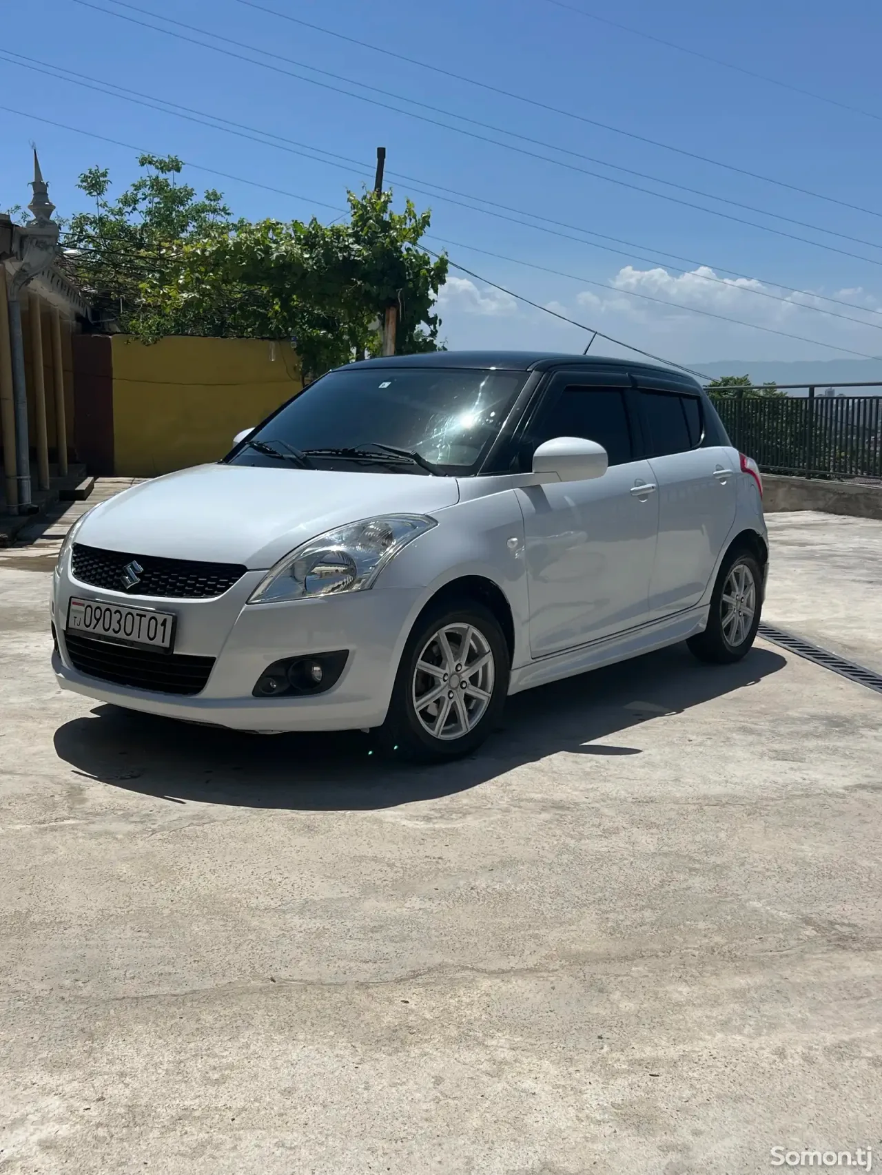 Suzuki Swift 2011 · 1.3 AT