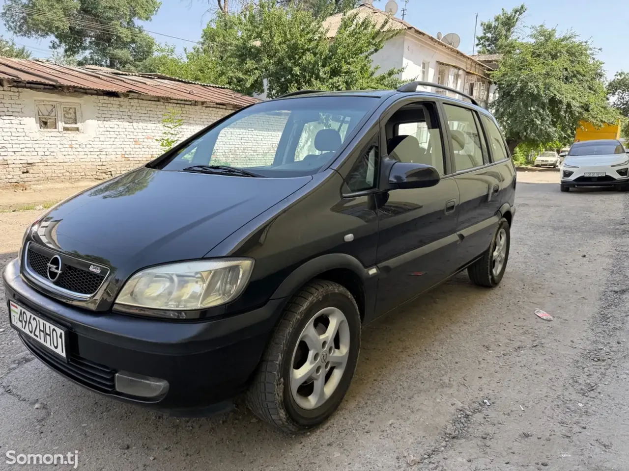 Opel Zafira 2001 · 2.2 AT