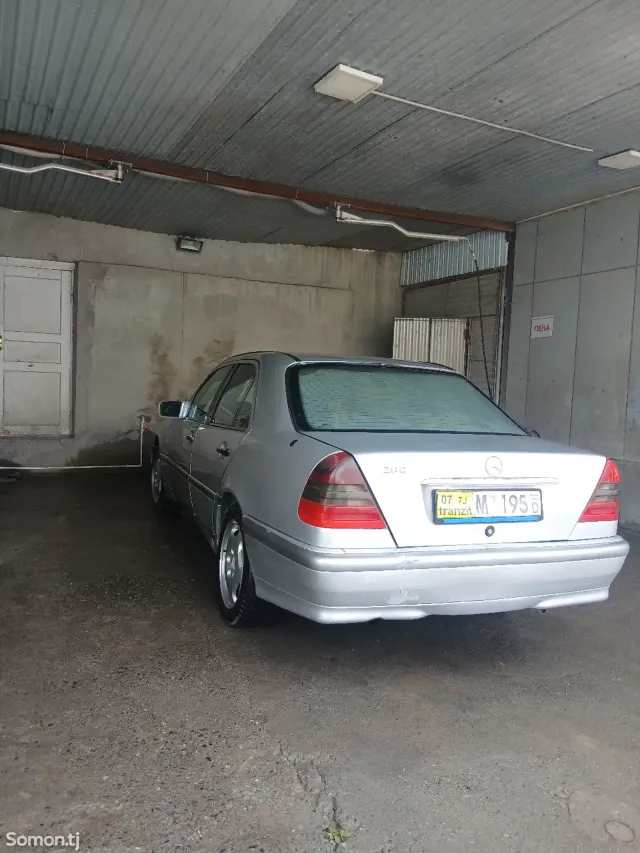 Mercedes-Benz C class 1994 · 1.8 MT