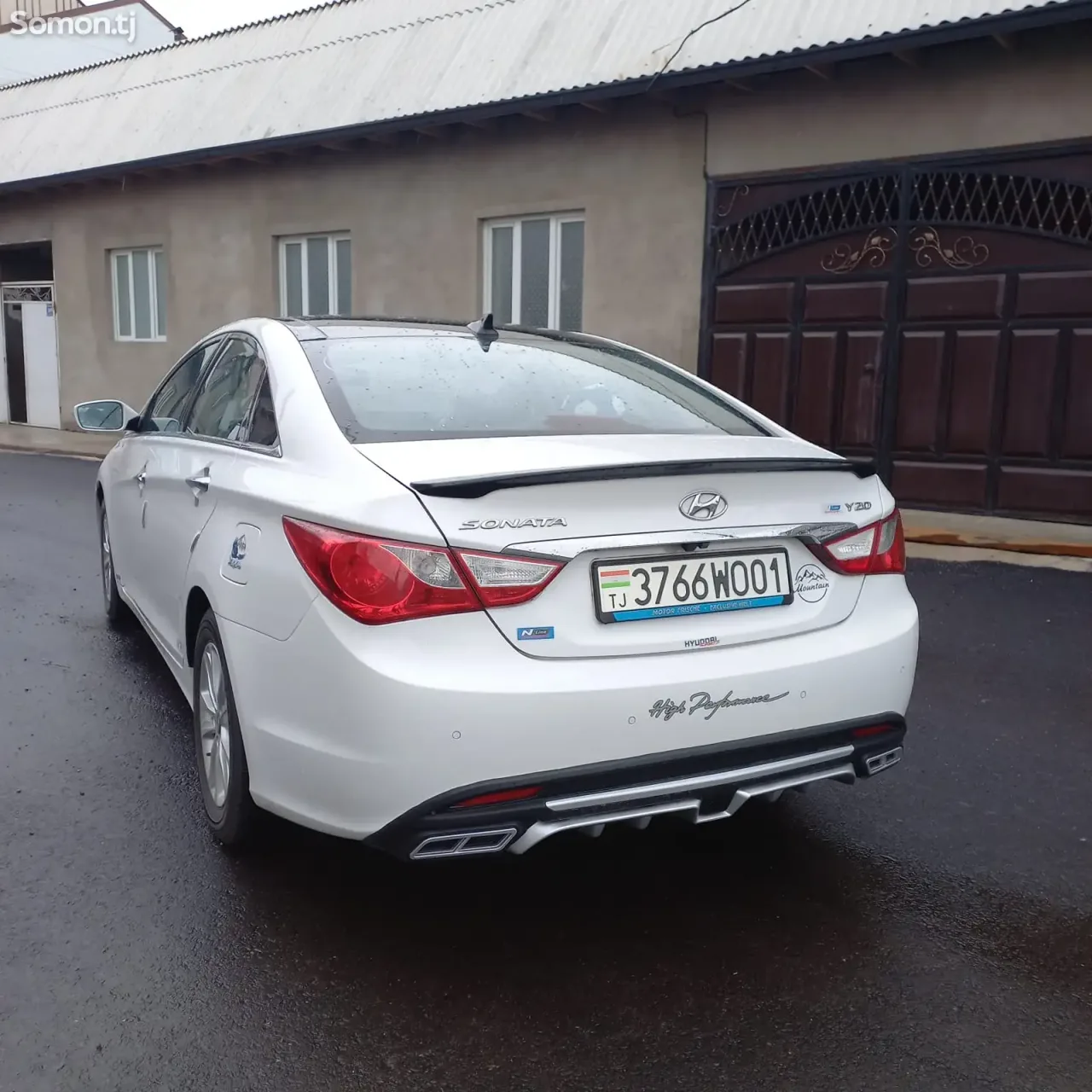 Hyundai Sonata 2010 · 2.0 AT