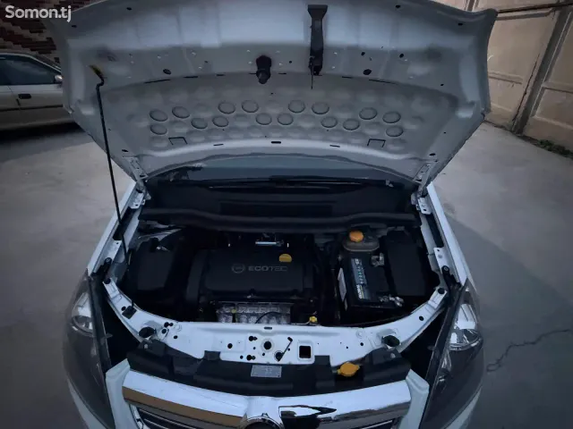 Opel Zafira 2014 · 1.8 MT