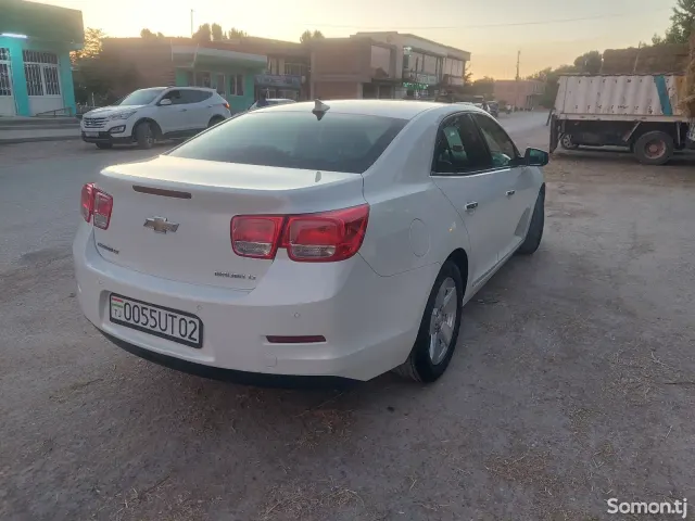 Chevrolet Malibu 2015 · 2.0 AT