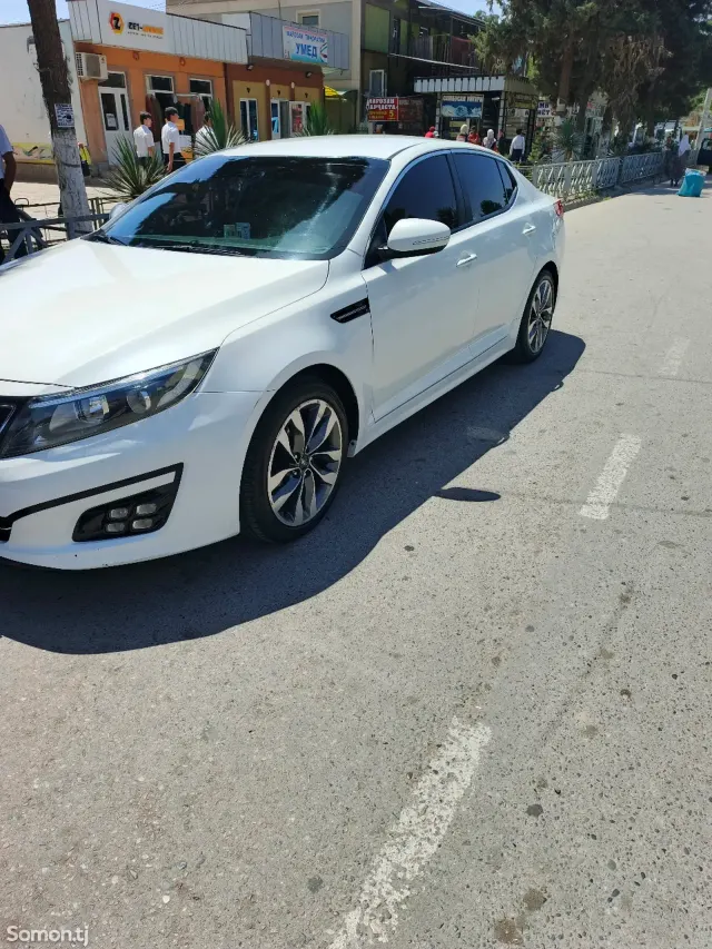 Kia K5 2015 · 2.0 AT