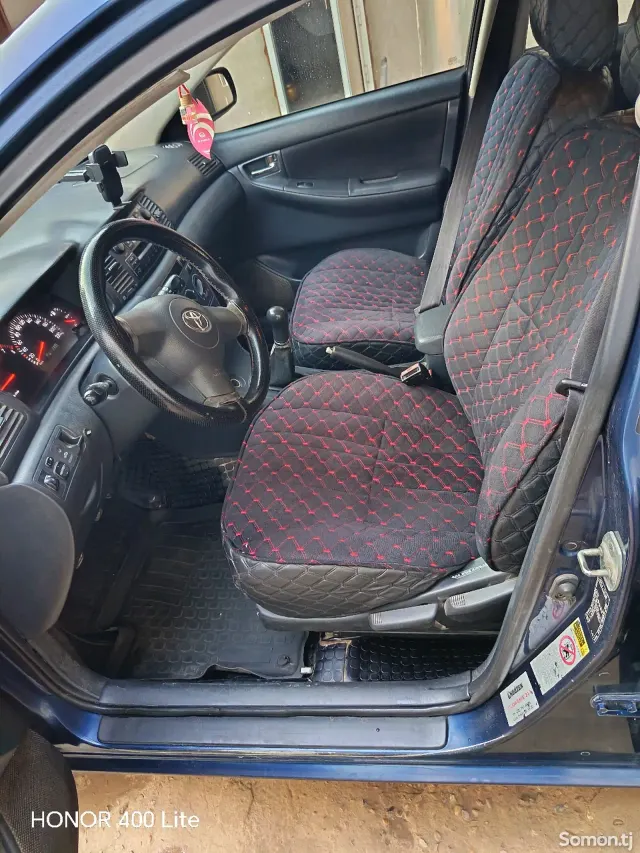 Toyota Corolla 2006 · 1.6 MT